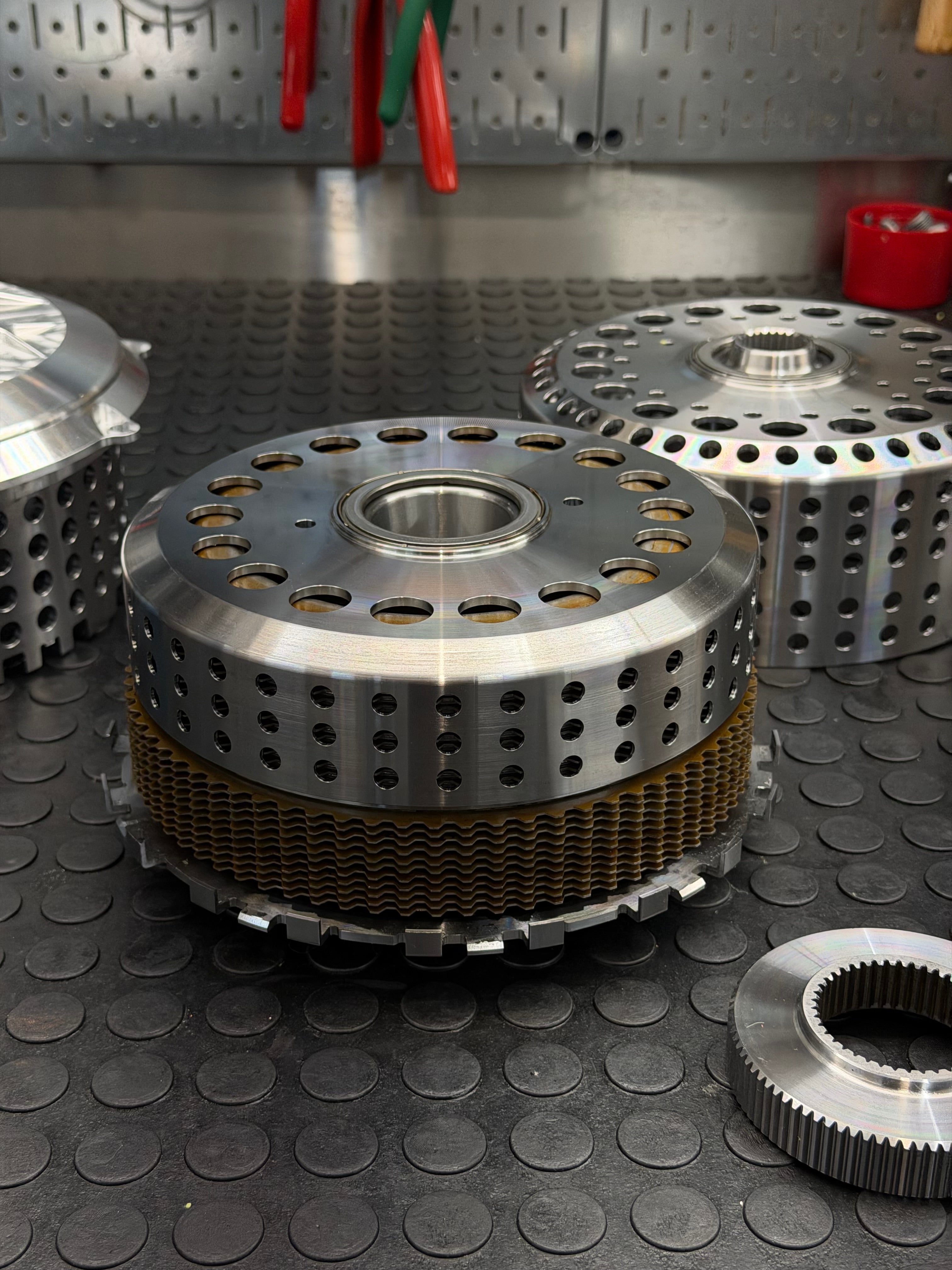 Audi / Lamborghini DL800 DCT Upgrade – DEKA Clutches & Transmissions